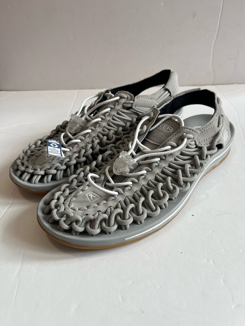 KEEN Women's Uneek Sandals Light Grey Rope Size 8